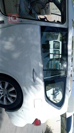 Infiniti QX56